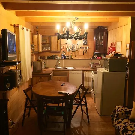 Chalet Chalet De 2 Chambres Avec Jardin Amenage Et Wifi A D'ajol *