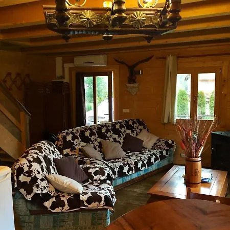 Chalet De 2 Chambres Avec Jardin Amenage Et Wifi A D'ajol