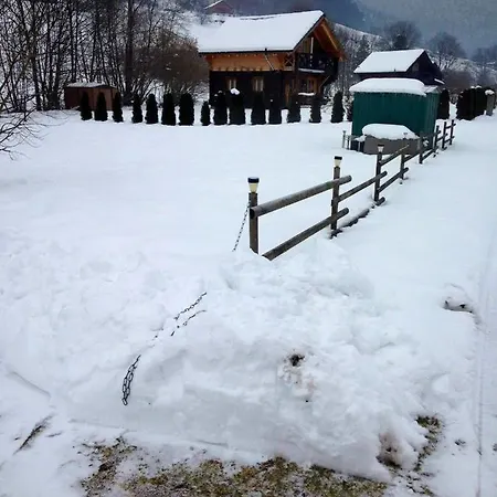 Chalet Chalet De 2 Chambres Avec Jardin Amenage Et Wifi A D'ajol *