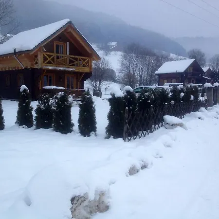 Chalet De 2 Chambres Avec Jardin Amenage Et Wifi A D'ajol *